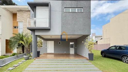 Sobrado com 3 Quartos à venda, 200m² no Umbará, Curitiba