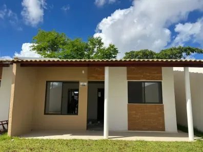 Casa com 2 Quartos para alugar, 53m² no Cidade Universitária, Maceió