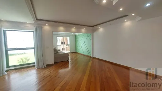 Casa de Condomínio com 3 Quartos para alugar, 165m² no Tamboré, Santana de Parnaíba