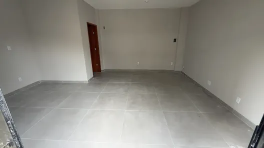 Ponto Comercial para alugar, 36m² no Voldac, Volta Redonda