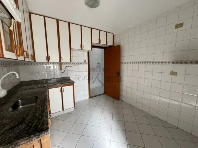 Apartamento com 3 Quartos para alugar, 75m² no Parque Residencial Aquarius, São José dos Campos