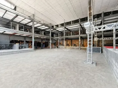 Galpão/Depósito/Armazém para alugar, 2400m² no Floresta, Porto Alegre
