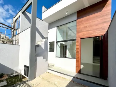 Casa com 2 Quartos à venda, 91m² no Lagoa, Macaé