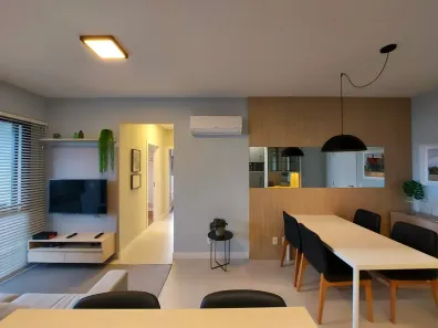 Apartamento com 2 Quartos para alugar, 71m² no Centro, Florianópolis