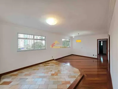 Apartamento com 3 Quartos à venda, 141m² no Centro, Divinópolis