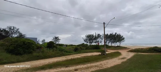 Lote/Terreno à venda, 654m² no Torres, Torres