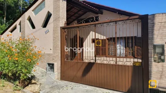 Casa com 7 Quartos à venda, 200m² no Carvoeira, Florianópolis