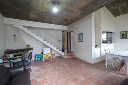 Casa com 3 Quartos à venda, 250m² no Castelo, Belo Horizonte