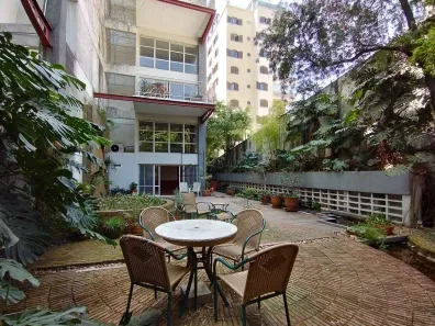 Apartamento com 2 Quartos para alugar, 124m² no Jardim das Bandeiras, São Paulo