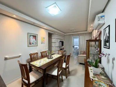 Apartamento com 2 Quartos à venda, 67m² no Capoeiras, Florianópolis