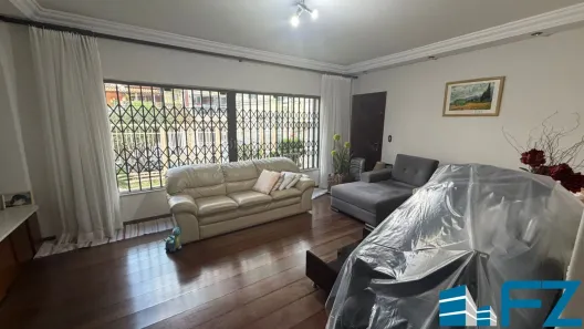 Casa com 3 Quartos à venda, 322m² no Bangú, Santo André