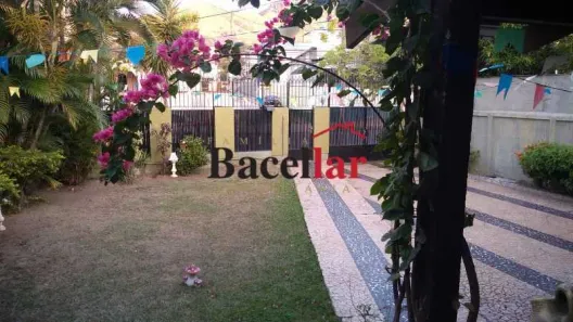 Casa com 3 Quartos à venda, 215m² no Praça Seca, Rio de Janeiro