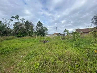 Lote/Terreno à venda, 2345m² no Iririú, Joinville