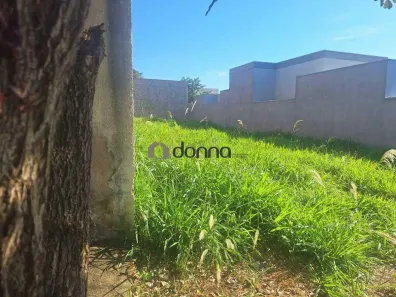 Lote/Terreno à venda, 250m² no Jardim Nenê Gomes, Uberaba