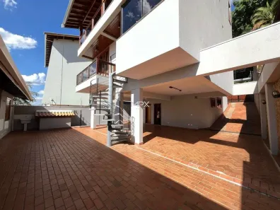Casa com 4 Quartos à venda, 306m² no Centro, Piracicaba