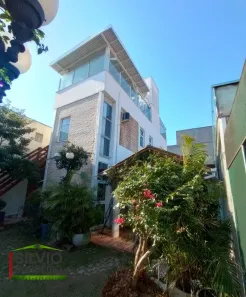 Casa com 3 Quartos à venda, 350m² no Lagoa da Conceição, Florianópolis