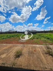 Lote/Terreno para alugar, 330m² no Novo Mundo, Uberlândia