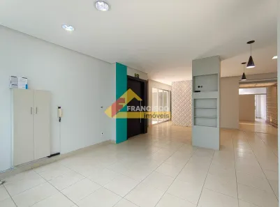 Sala Comercial para alugar, 136m² no Centro, Divinópolis