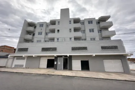 Apartamento com 3 Quartos para alugar, 140m² no Major Prates, Montes Claros