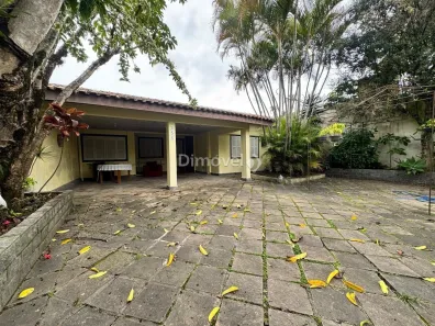 Imóvel Comercial com 2 Quartos para alugar, 275m² no Ipanema, Porto Alegre