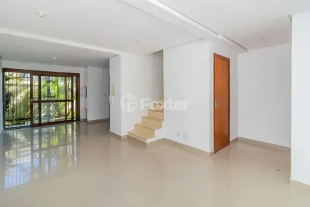 Sobrado com 3 Quartos à venda, 180m² no Guarujá, Porto Alegre