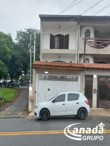 Casa com 3 Quartos à venda, 217m² no Jaguaribe, Osasco
