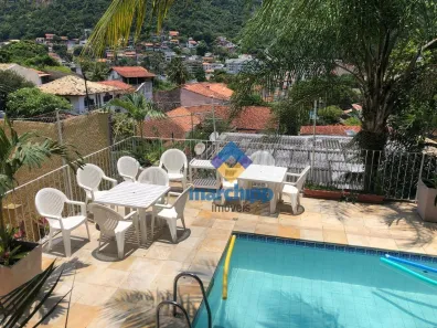Casa com 4 Quartos à venda, 290m² no São Francisco, Niterói