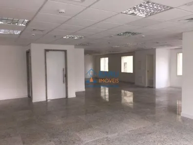 Sala Comercial para alugar, 200m² no Santa Cecília, São Paulo