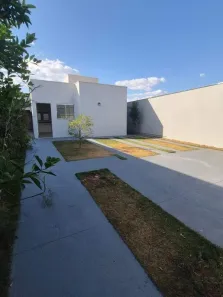 Casa com 2 Quartos à venda, 112m² no Laranjeiras, Uberlândia