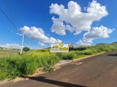 Lote/Terreno à venda, 200m² no Loteamento Ilha Bela, Uberaba