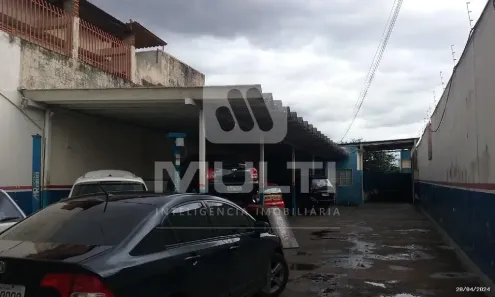 Prédio Comercial com 1 Quarto à venda, 143m² no Nossa Senhora Aparecida, Uberlândia
