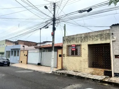 Casa com 3 Quartos à venda, 135m² no Alecrim, Natal