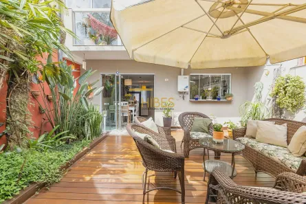 Casa com 3 Quartos à venda, 300m² no São Lourenço, Curitiba