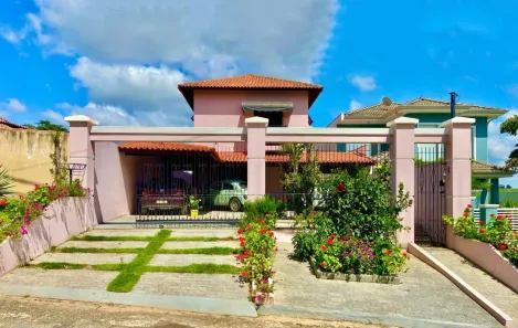 Sobrado com 3 Quartos à venda, 325m² no Perímetro Urbano, Sarapuí