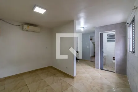 Casa com 1 Quarto para alugar, 35m² no Vila São Pedro, Guarulhos