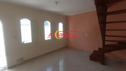 Casa com 2 Quartos para alugar, 160m² no Centro, Guarulhos