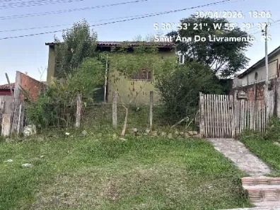 Casa com 2 Quartos à venda, 300m² no Morada da Colina, Sant'Ana do Livramento