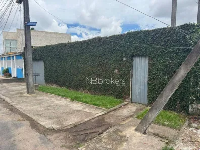 Casa com 4 Quartos à venda, 180m² no Pinheirinho, Curitiba