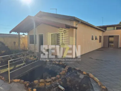 Casa com 3 Quartos à venda, 259m² no Jardim Dona Lili, Bauru