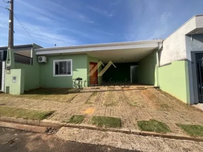 Casa de Condomínio com 3 Quartos para alugar, 180m² no Parque Fehr, São Carlos