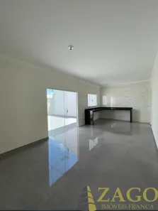 Casa com 2 Quartos à venda, 160m² no Prolongamento Parque das Esmeraldas, Franca