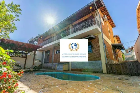 Casa com 3 Quartos à venda, 300m² no Cidade Universitária, Campinas