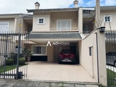 Sobrado com 3 Quartos à venda, 226m² no Cristo Rei, Curitiba