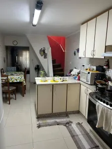 Sobrado com 2 Quartos à venda, 220m² no Vila Paranaguá, São Paulo