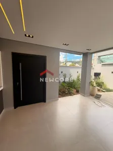 Sobrado com 3 Quartos à venda, 180m² no Saguaçu, Joinville