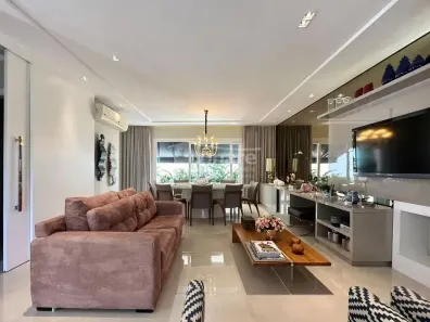Sobrado com 4 Quartos à venda, 380m² no Vila Oliveira, Mogi das Cruzes