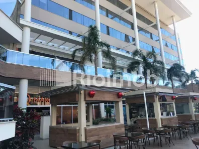 Ponto Comercial para venda ou aluguel, 73m² no Recreio dos Bandeirantes, Rio de Janeiro