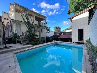 Casa com 7 Quartos à venda, 352m² no São Francisco, Niterói