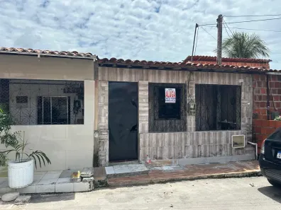Casa com 2 Quartos para alugar, 55m² no Lagoa Redonda, Fortaleza