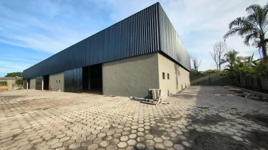 Galpão/Depósito/Armazém para alugar, 3000m² no Bandeirantes, Londrina
